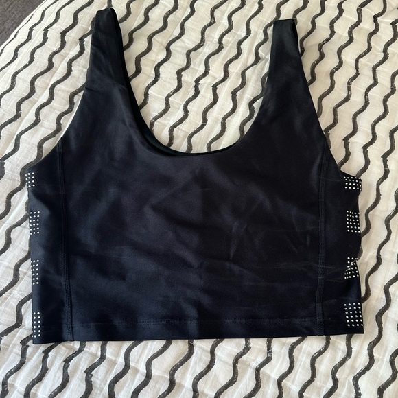 Beach Riot
Tessa Top - Black Rhinestone Check - Picture 5 of 6